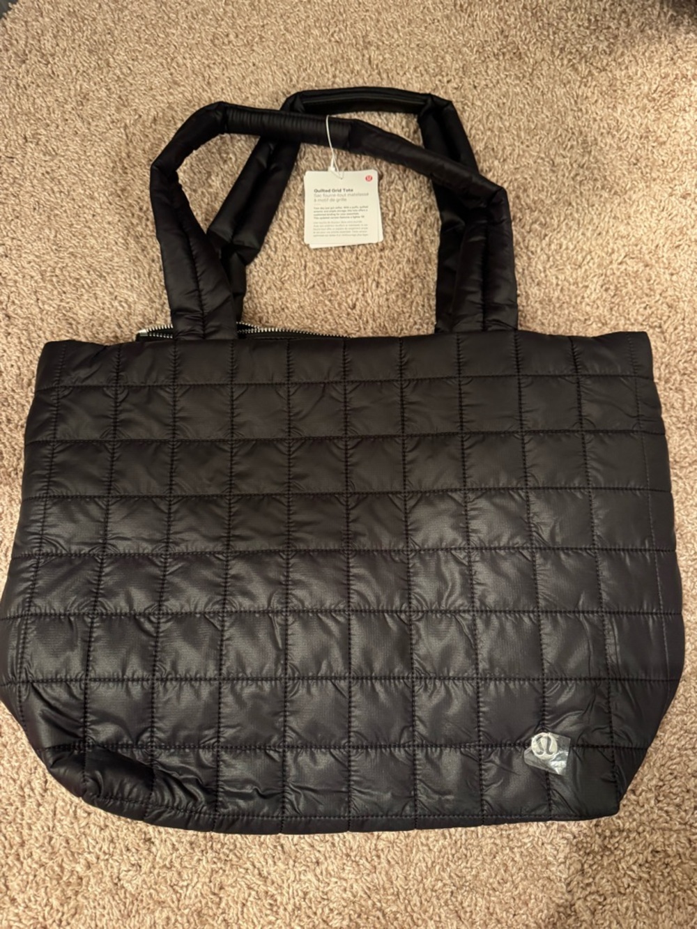 lululemon athletica Lululemon Quilted Grid Tote Bag 12L in Black